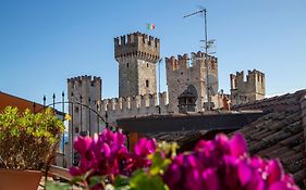 Sirmione4U - Domus By The Castle