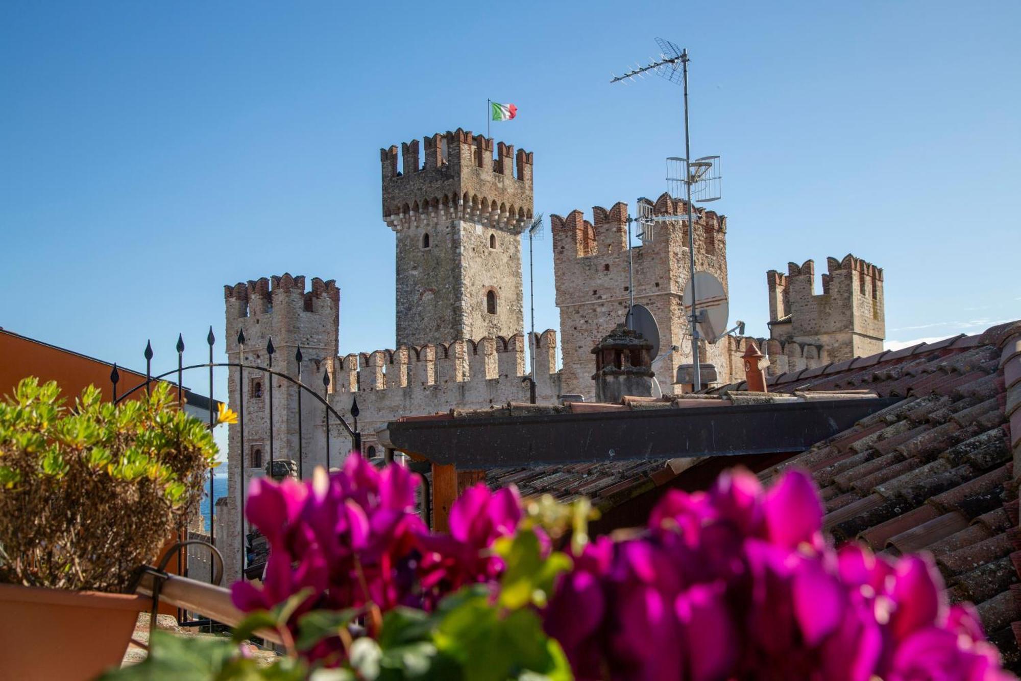 Appartement Sirmione4U - Domus By The Castle Extérieur photo